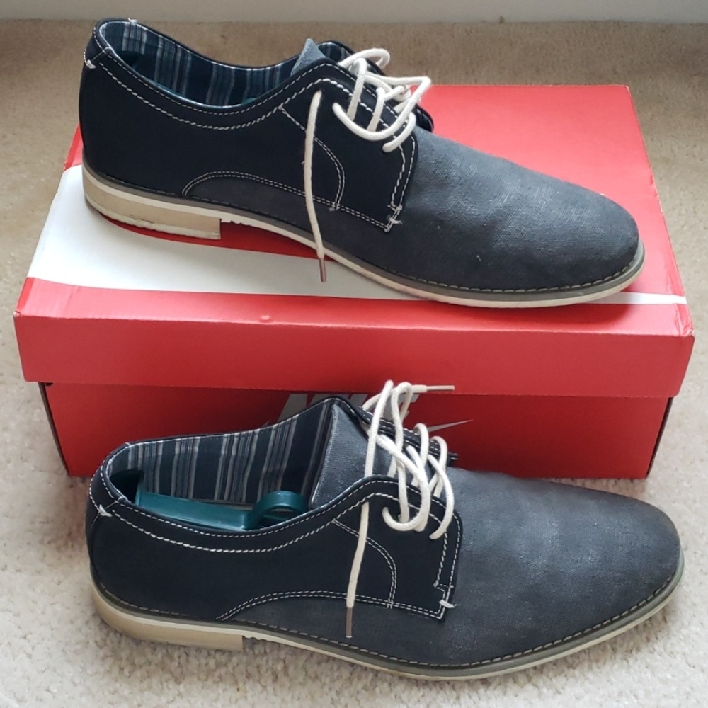 Steve Madden dress/casual shoes